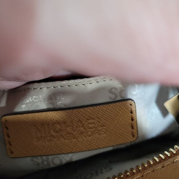 Michael Kors Dillon Monogram Small Satchel and Crossbody Bag Vanilla - Picture 8 of 15